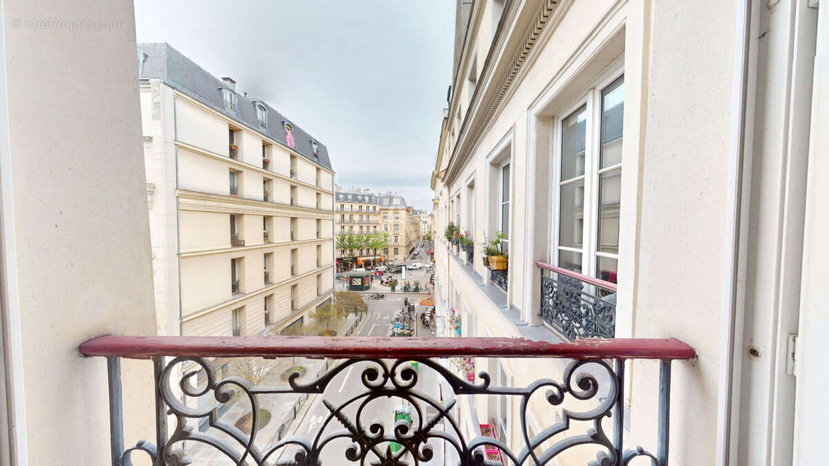 Appartement à PARIS-3E