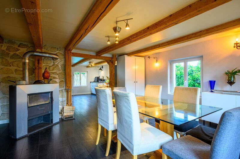 Maison à CHAVANNES-SUR-L&#039;ETANG