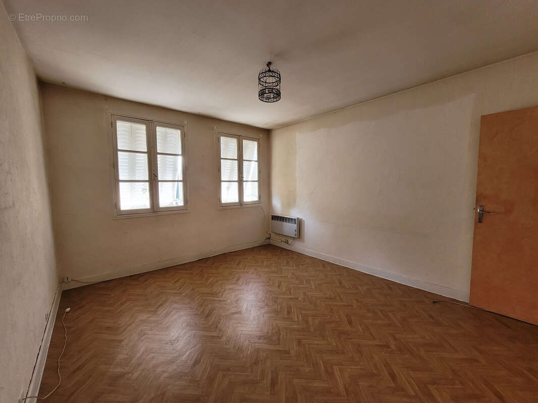 Maison à CHATEAUMEILLANT