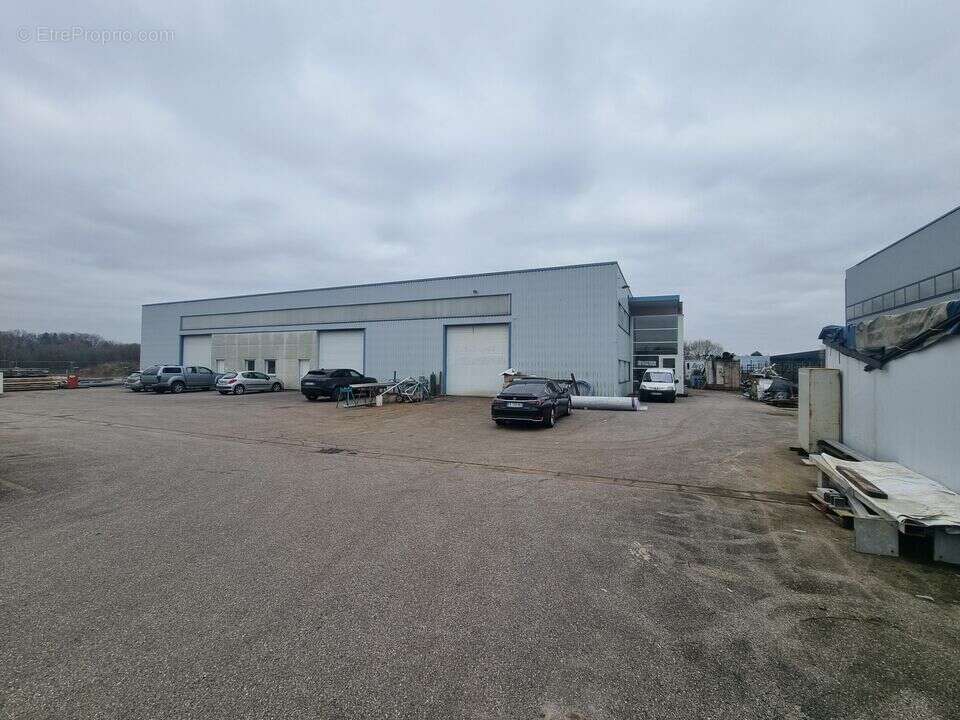 Appartement à THAON-LES-VOSGES