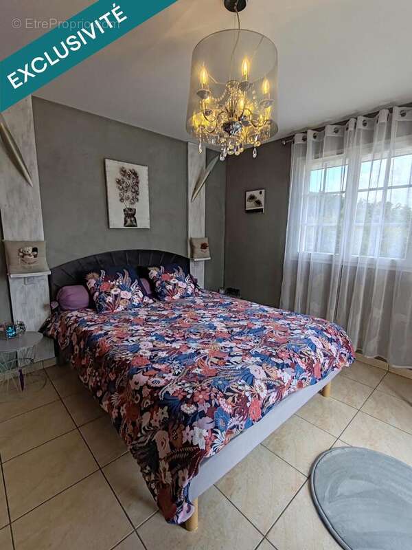 Photo 9 - Maison à GENISSIEUX
