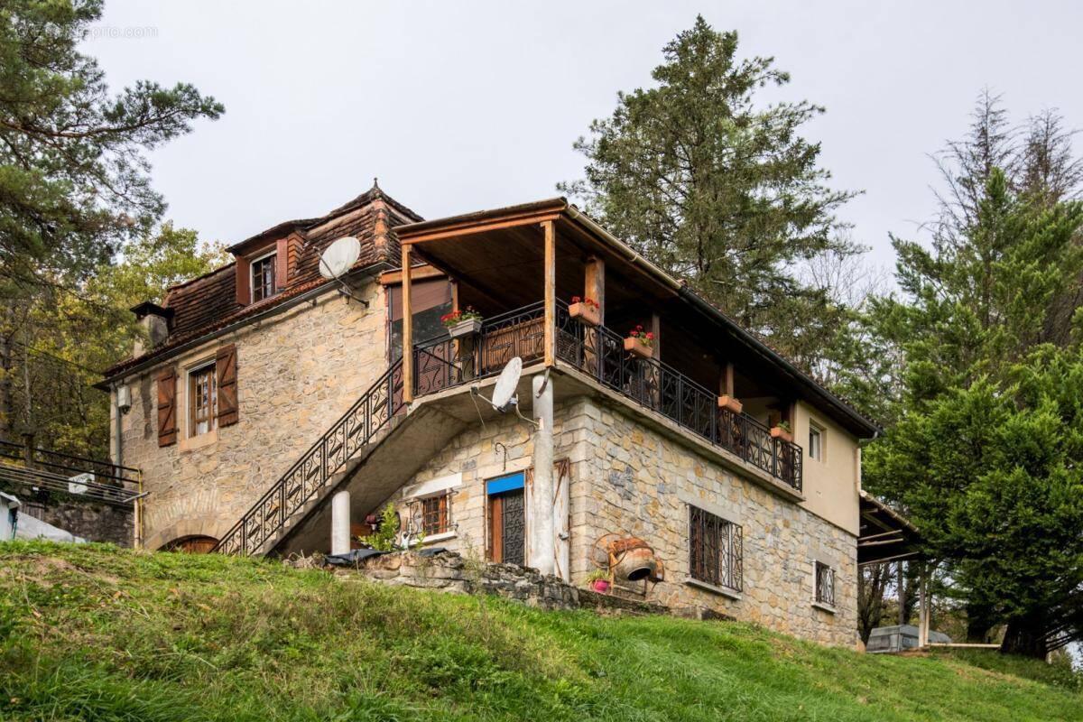 Maison à CORNAC