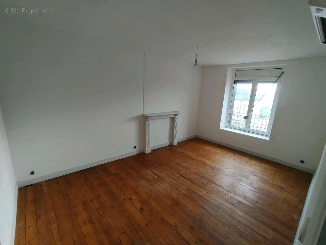 Maison à METZ-EN-COUTURE