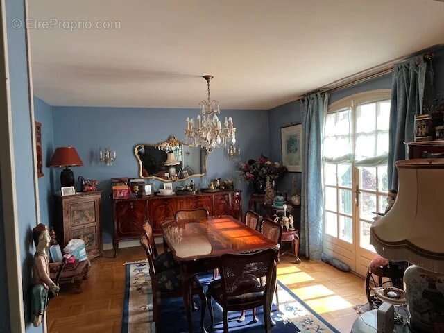 Maison à VARENNES-VAUZELLES