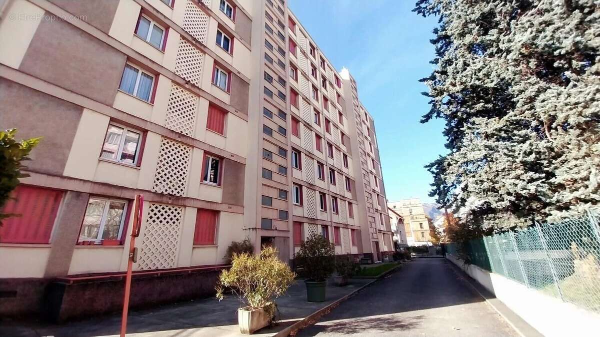 Appartement à GRENOBLE