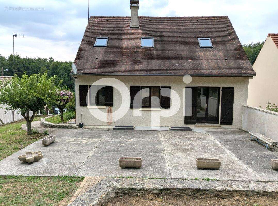 Maison 104 m², 4 chambres, et son jardin de 1329 m², a vendre a cuise-la-motte (60350) - - photo 10