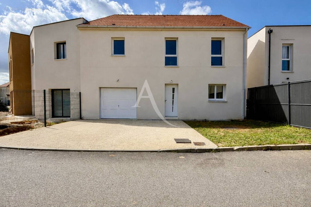 Maison à ANNET-SUR-MARNE