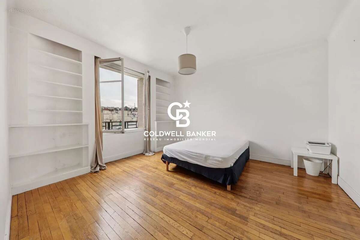 Appartement à PARIS-7E