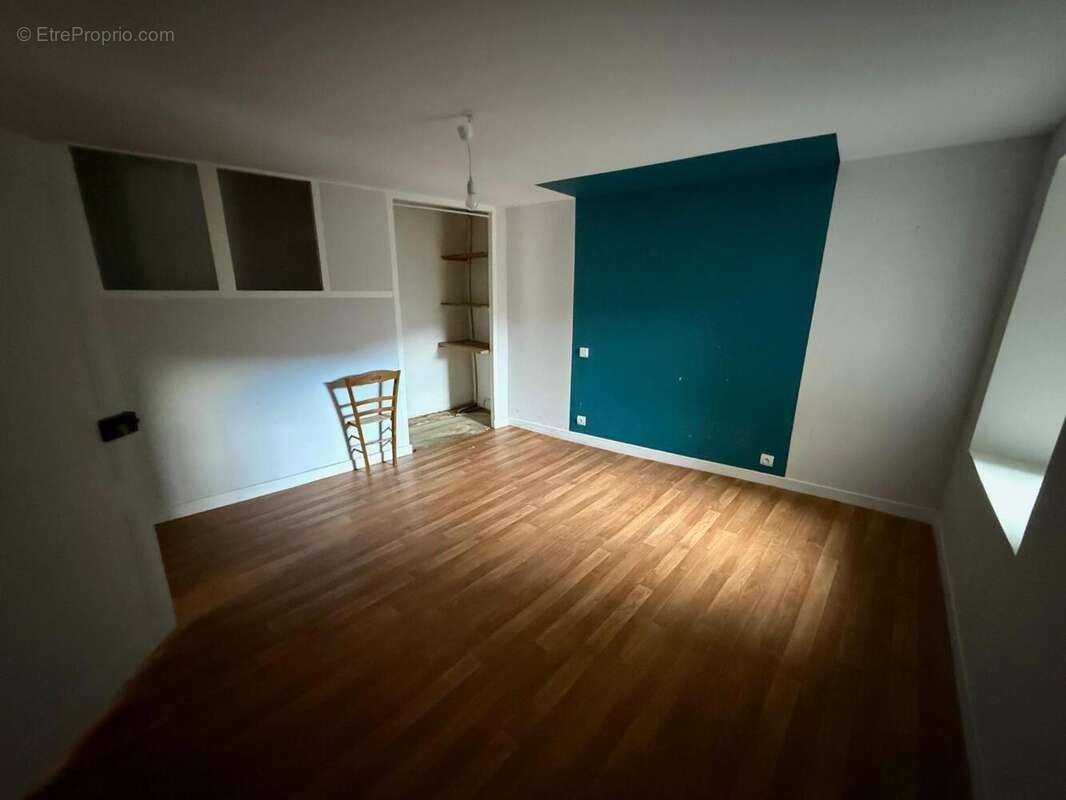   - Maison à ANTRAIGUES-SUR-VOLANE