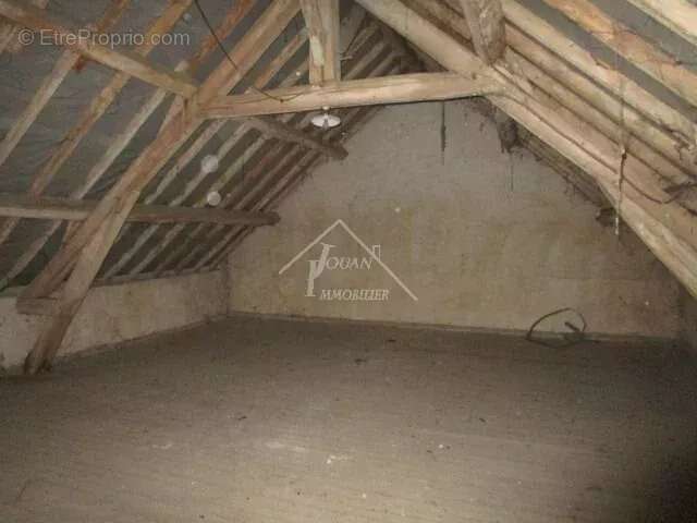 Maison à VARENNES-SUR-ALLIER