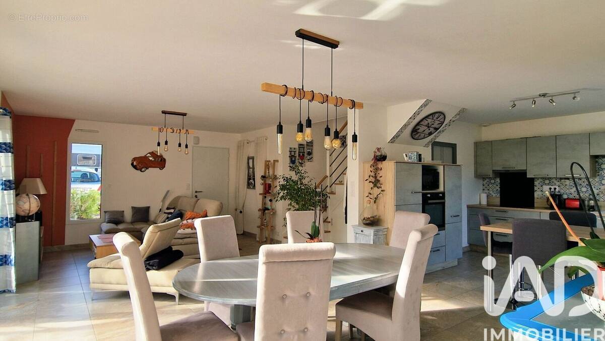 Photo 1 - Maison à SAINT-GILDAS-DE-RHUYS