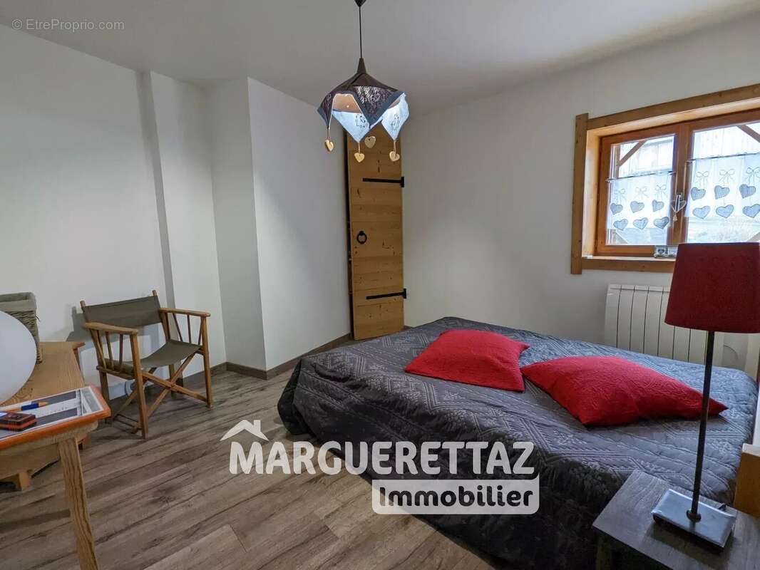 Maison à ONNION