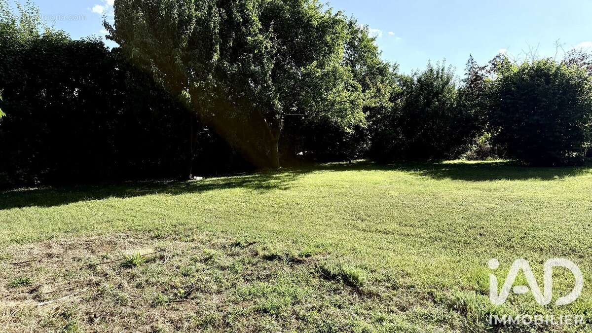 Photo 4 - Terrain à MEZY-SUR-SEINE