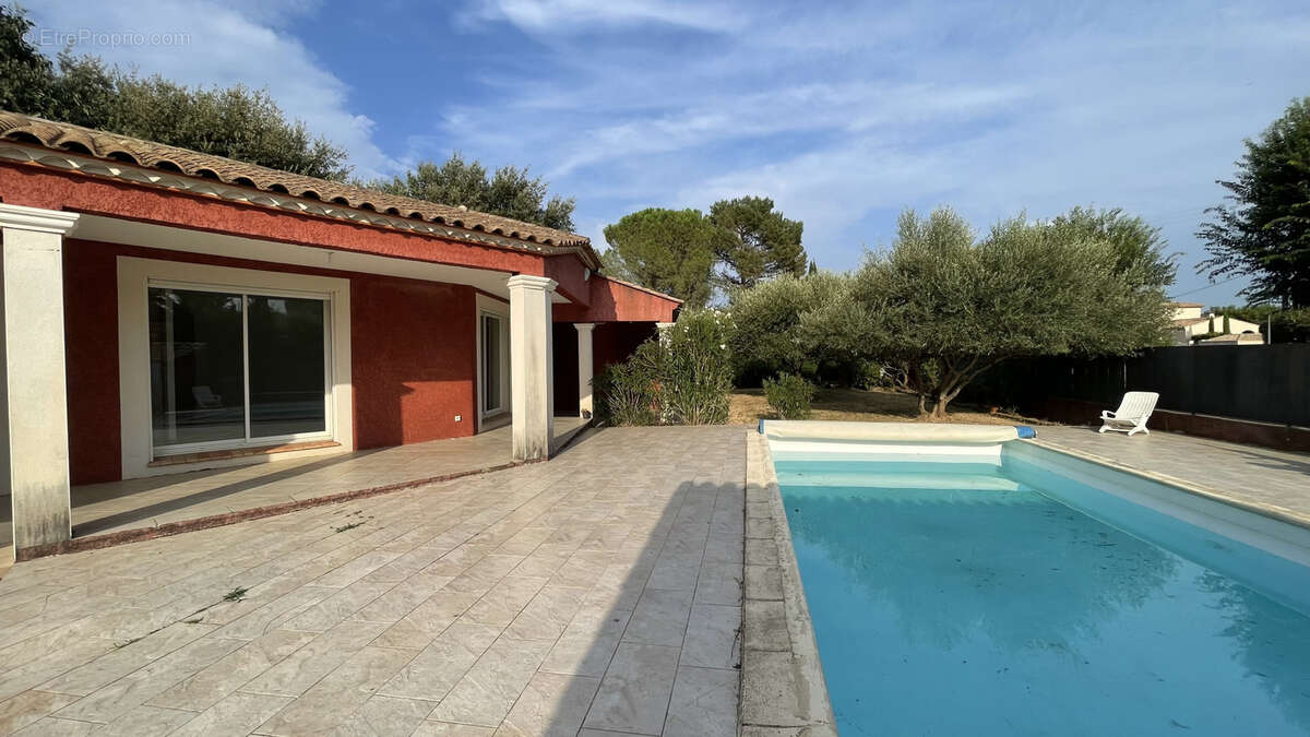A 10 minutes d'Uzès, villa de plain-pied avec jardin, piscine et pool-house - photo 29