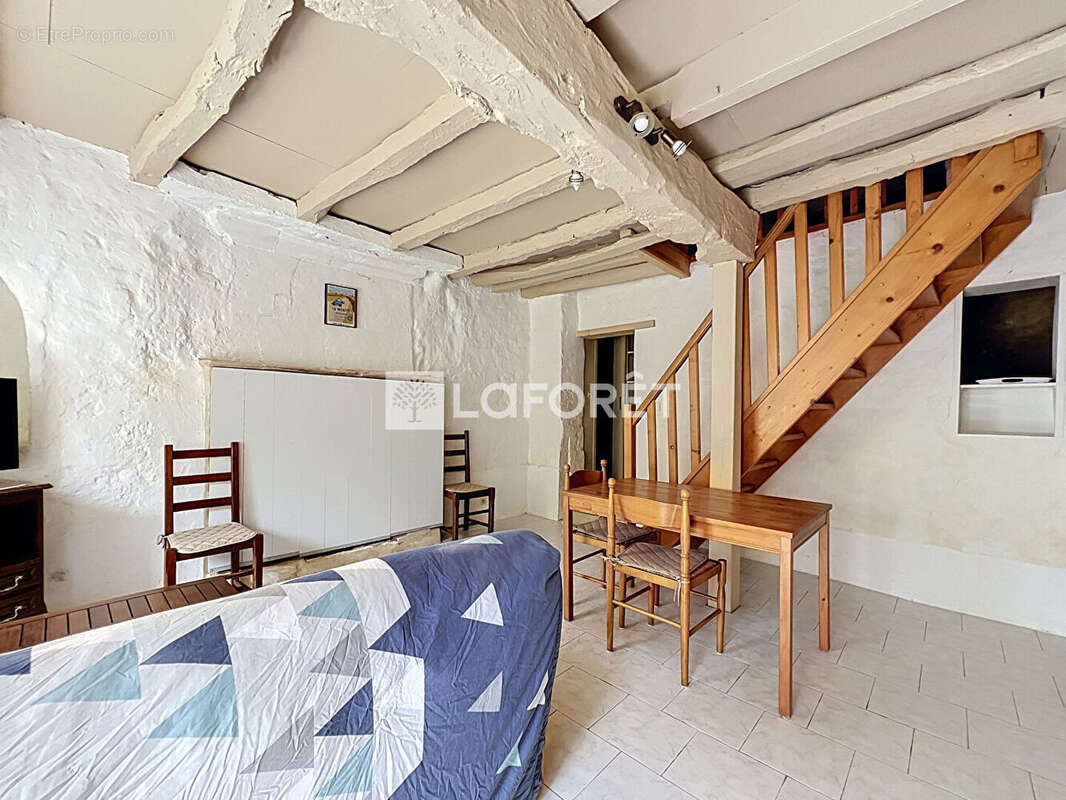 Maison Le Puy Notre Dame - photo 13