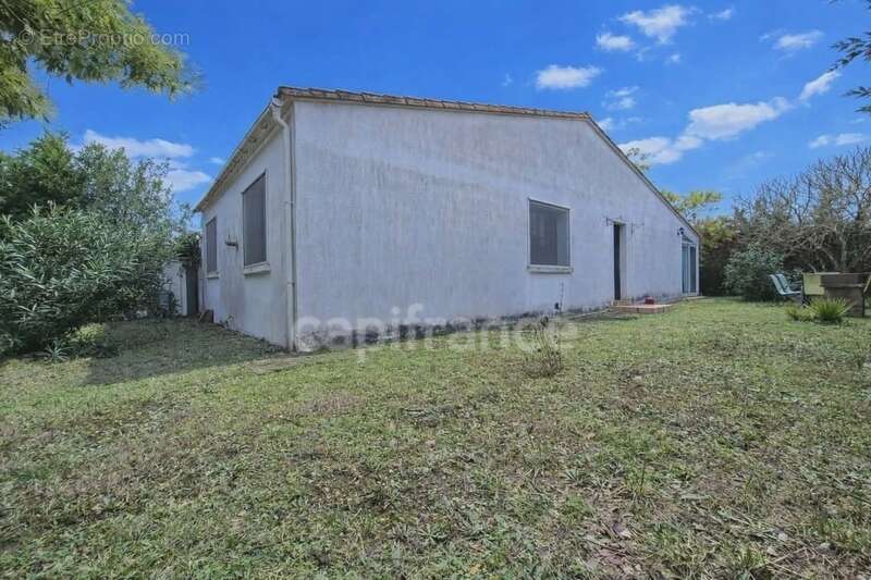 Maison à BARZAN