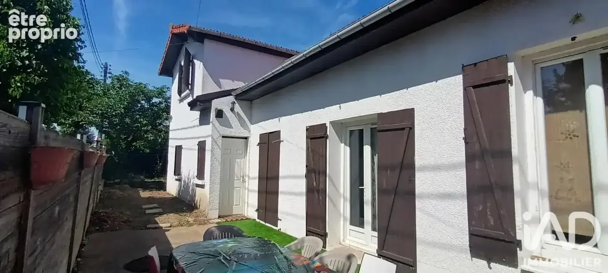 Photo 1 - Maison à VIRY-CHATILLON