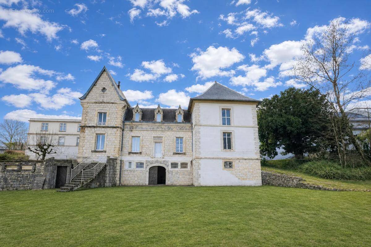 Maison à SEYSSEL
