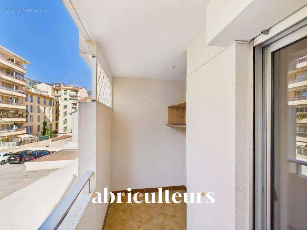 Appartement à MENTON