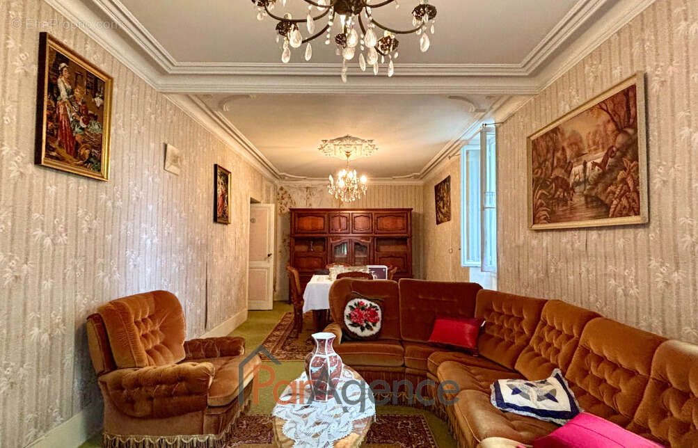 Maison à CORME-ECLUSE