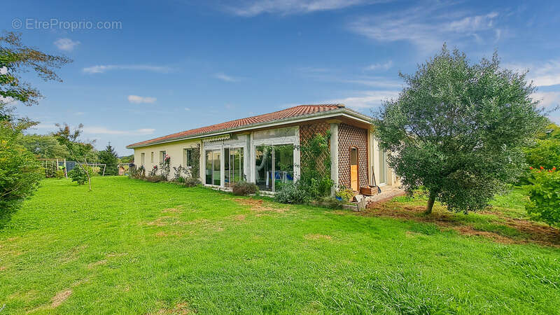 Maison à PEYREHORADE