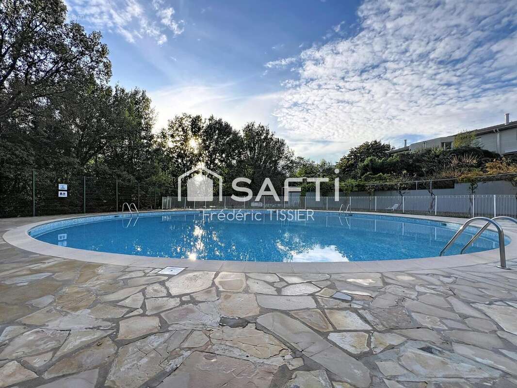 Photo 2 - Appartement à VALBONNE