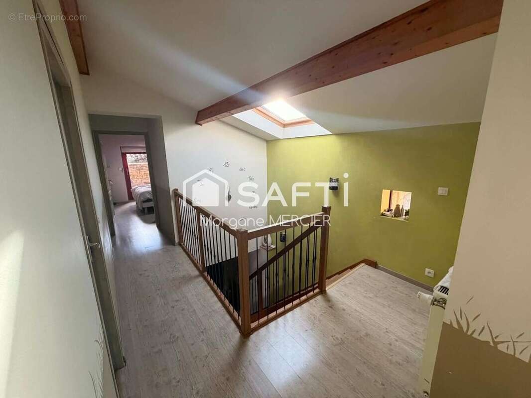 Photo 4 - Maison à LOUZY