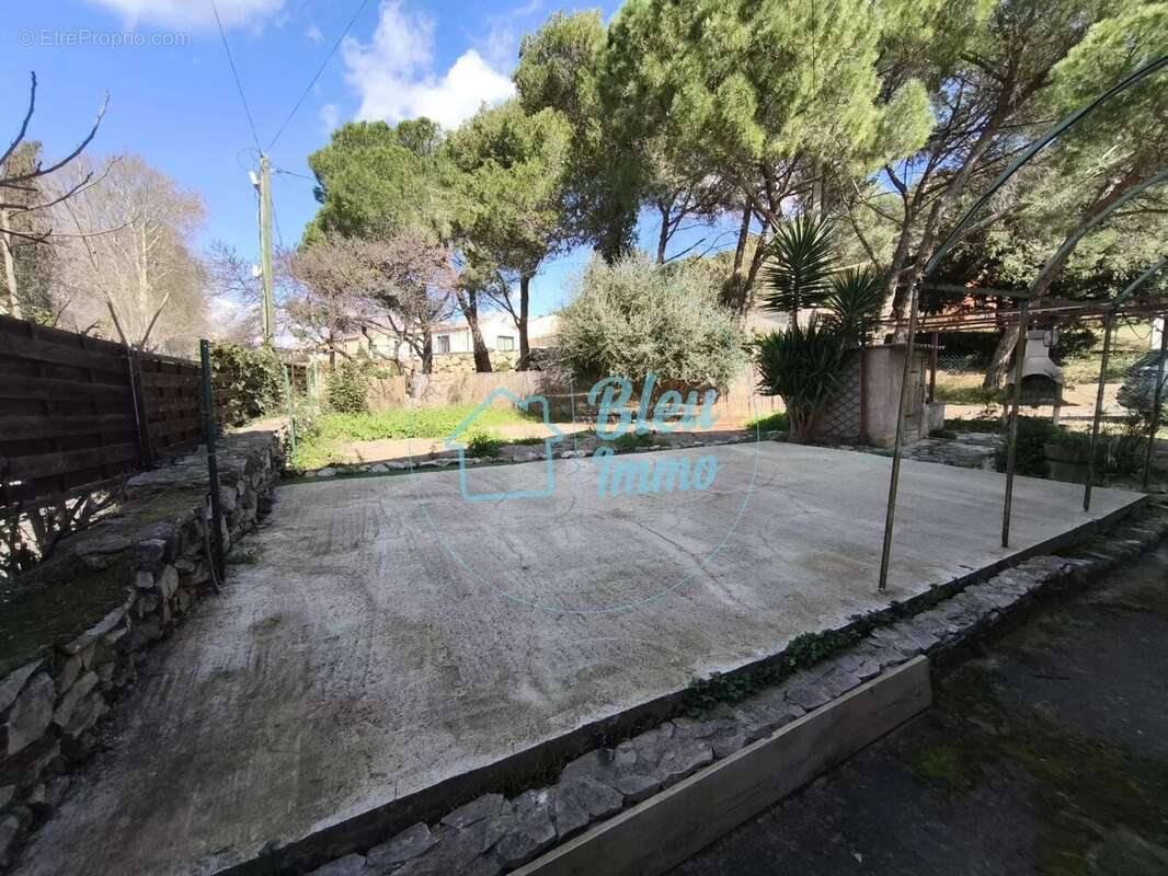 Maison à BIZE-MINERVOIS