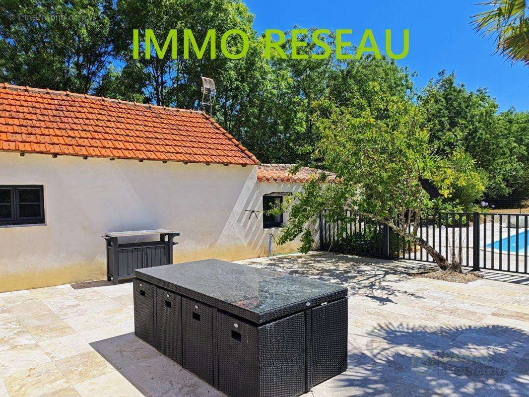 Maison 287 m² à Sallertaine  - photo 10