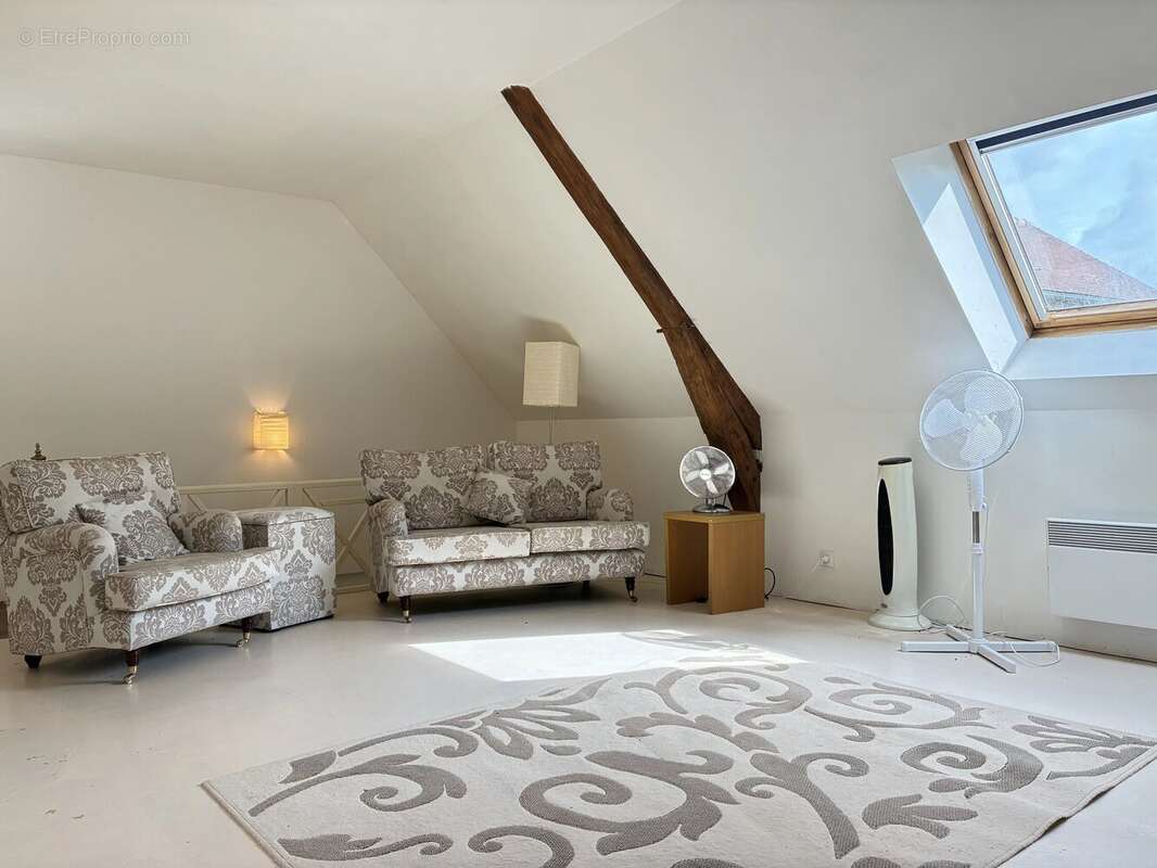 Maison à BRIGUEIL-LE-CHANTRE