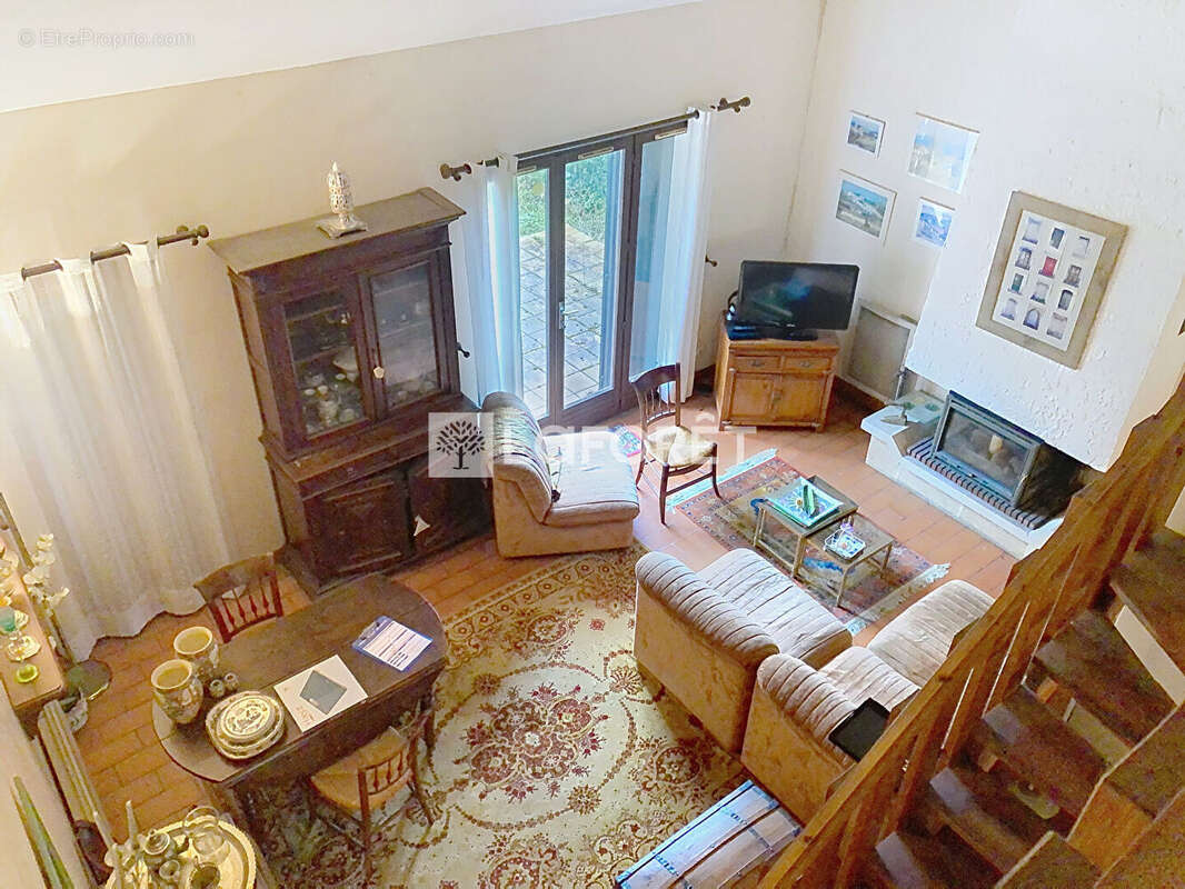 Maison à VILLENAVE-D'ORNON