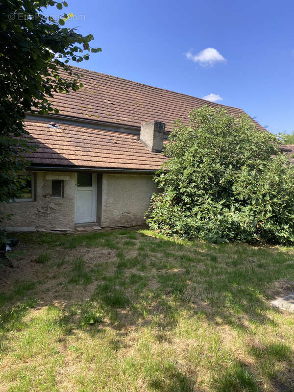 Maison à BILLEZOIS
