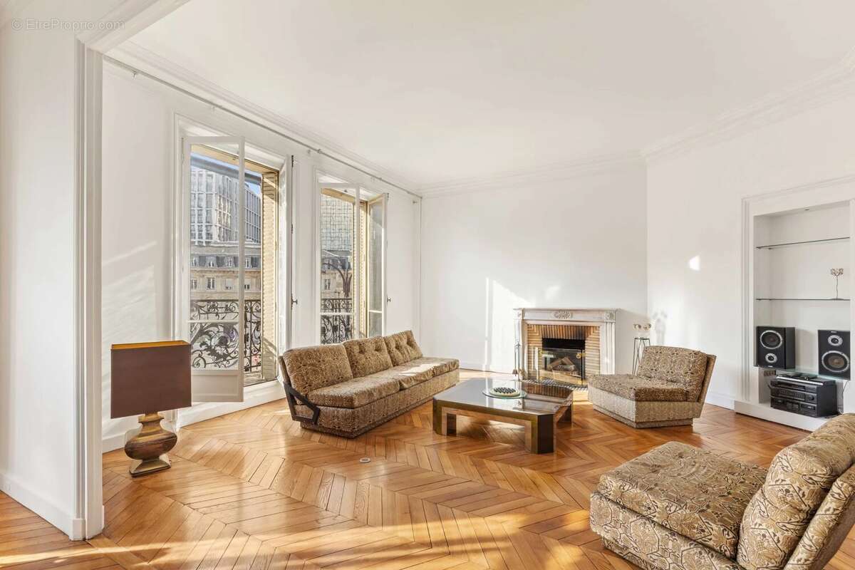 Appartement à PARIS-12E