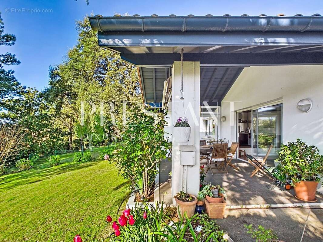 Au bord du lac Mouriscot, une maison de famille - photo 30