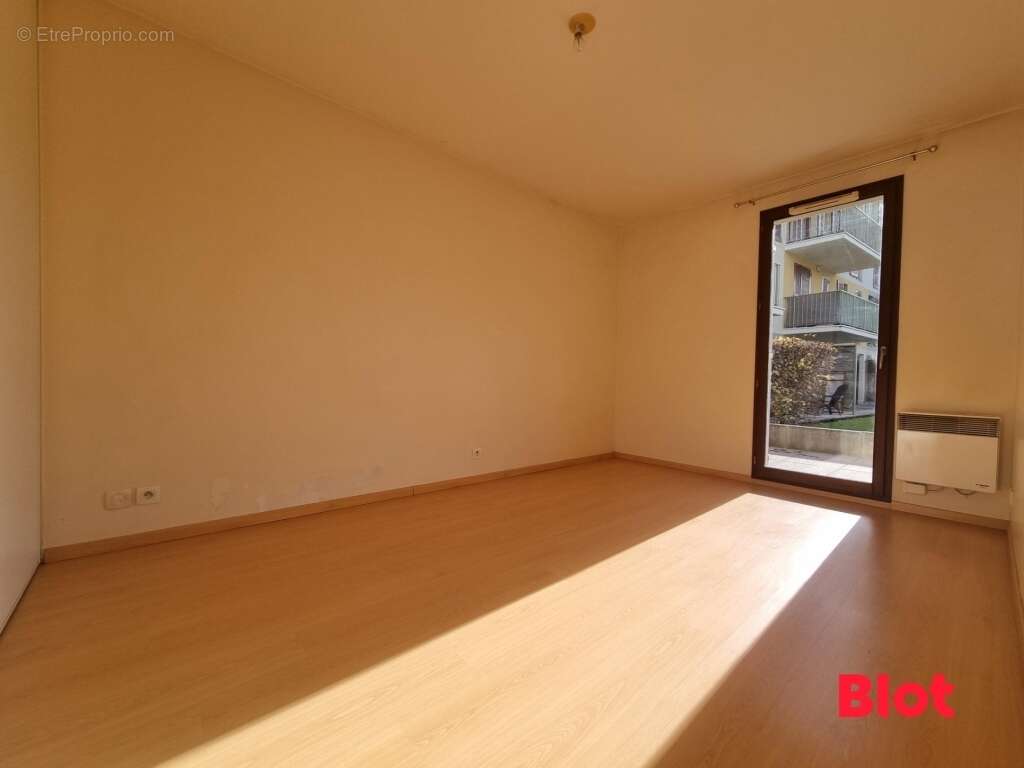 Appartement 62 m² à Pace  - photo 7