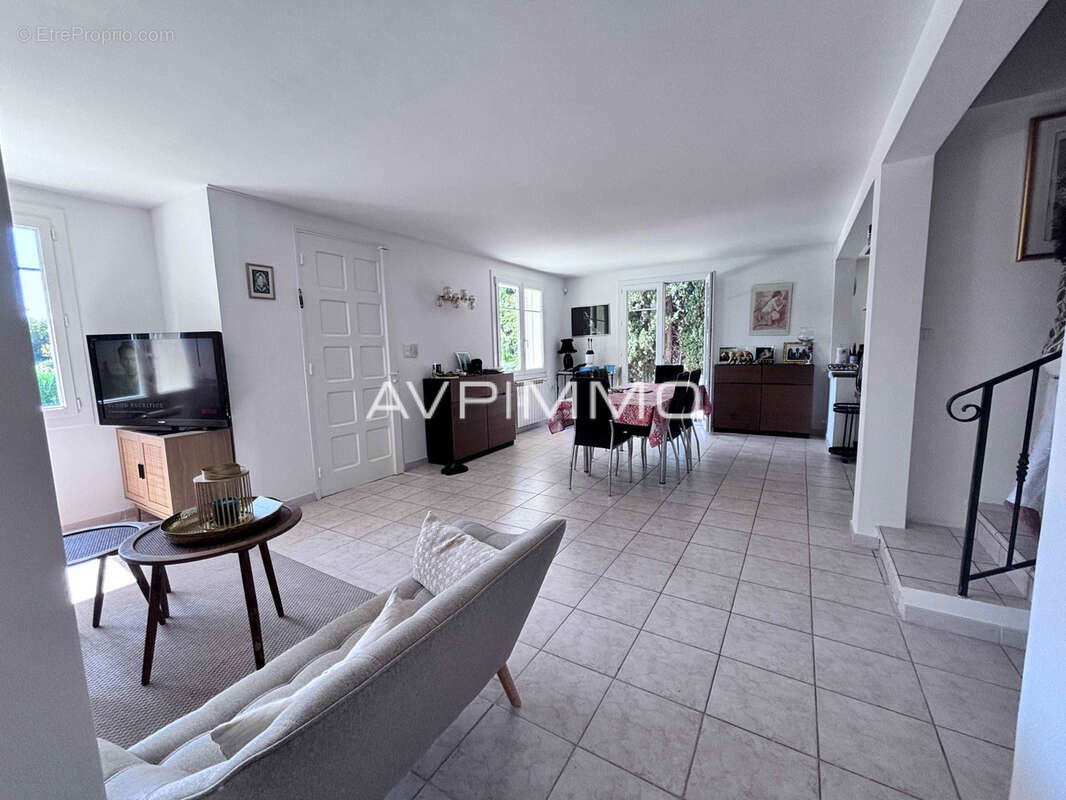 Saint-cyr-sur-mer   maison avec piscine a proximité  du village - photo 8