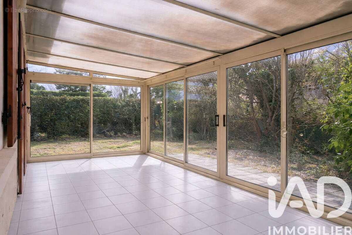 Maison 85 m² à Chassors  - photo 2