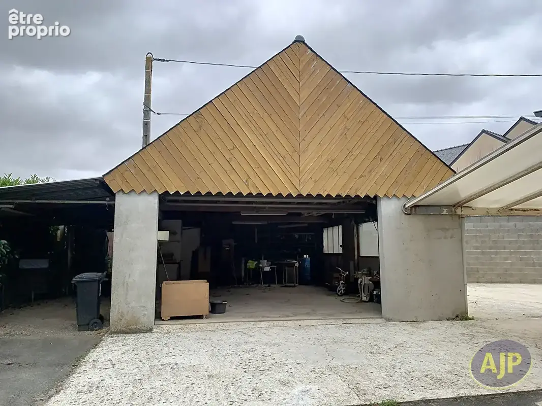 Maison Cande avec terrain constructible - photo 12