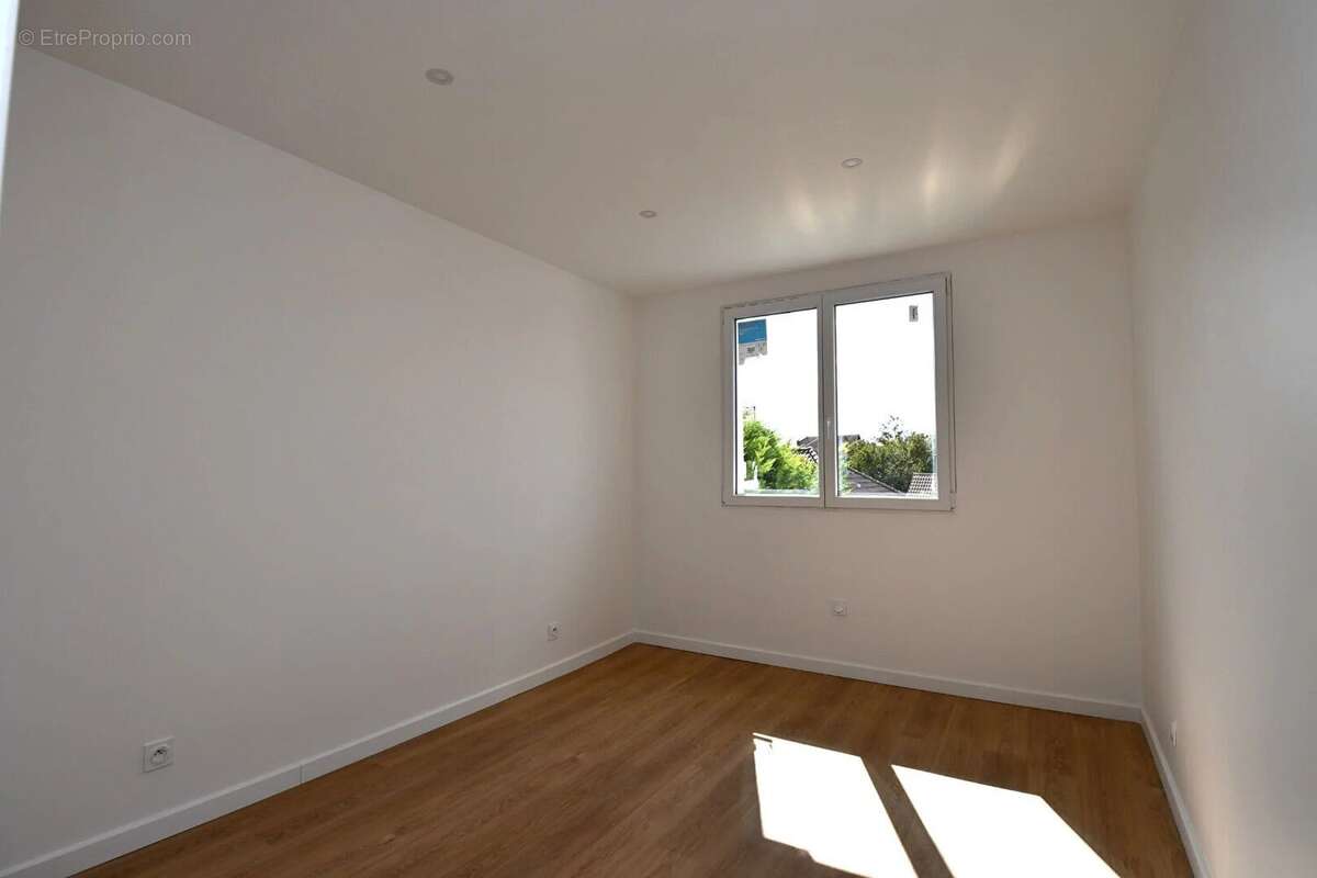 Maison à CARRIERES-SUR-SEINE