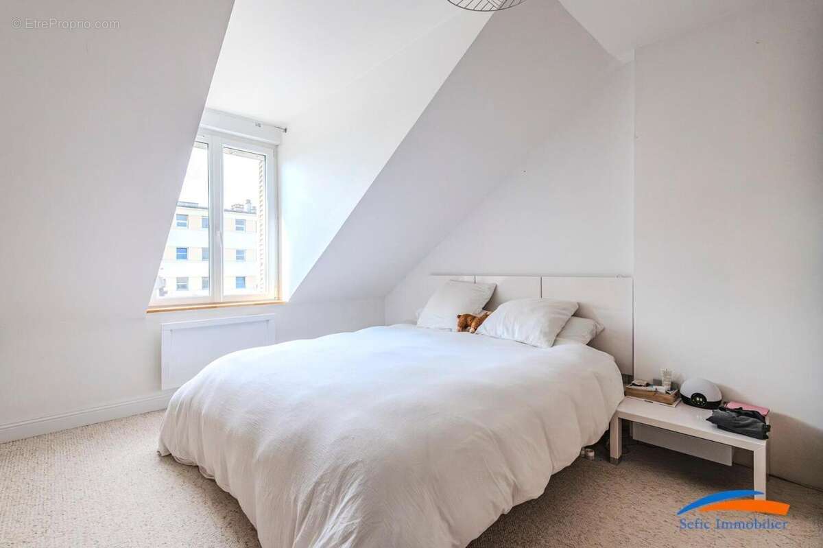 Appartement 117 m² à Reims  - photo 8