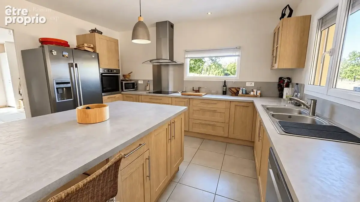 Maison 5 pièces 147 m² à vendre à Villefranche-De-Lonchat (24610) - photo 4