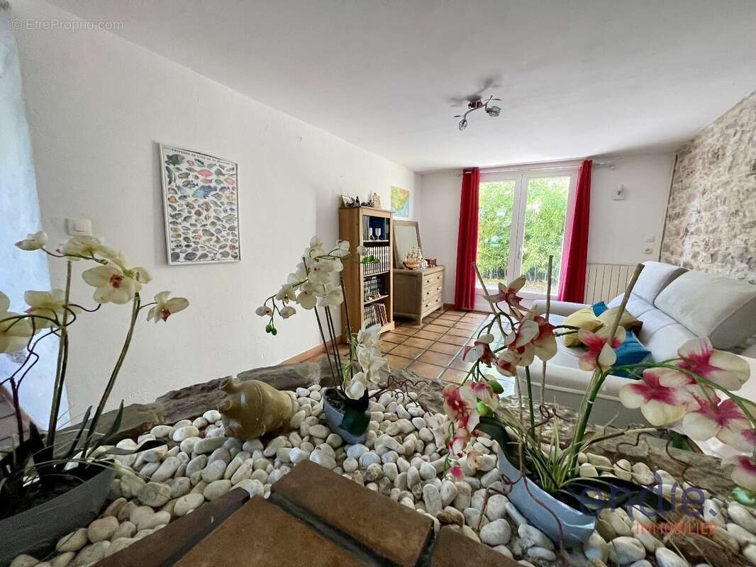 Maison à LORGUES
