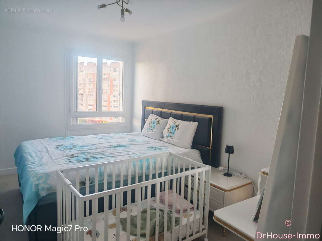 Appartement 57 m² à Marseille-11e  - photo 5