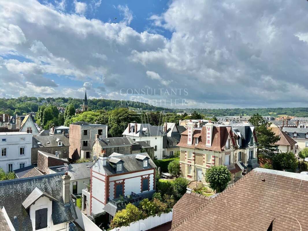 Appartement à DEAUVILLE