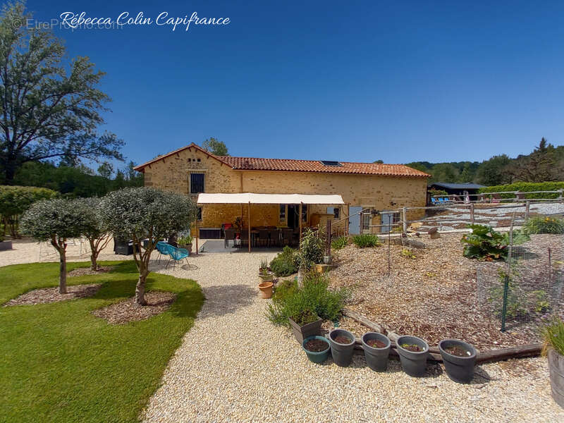 Demeure de prestige avec piscine dans le Périgord Noir - photo 3