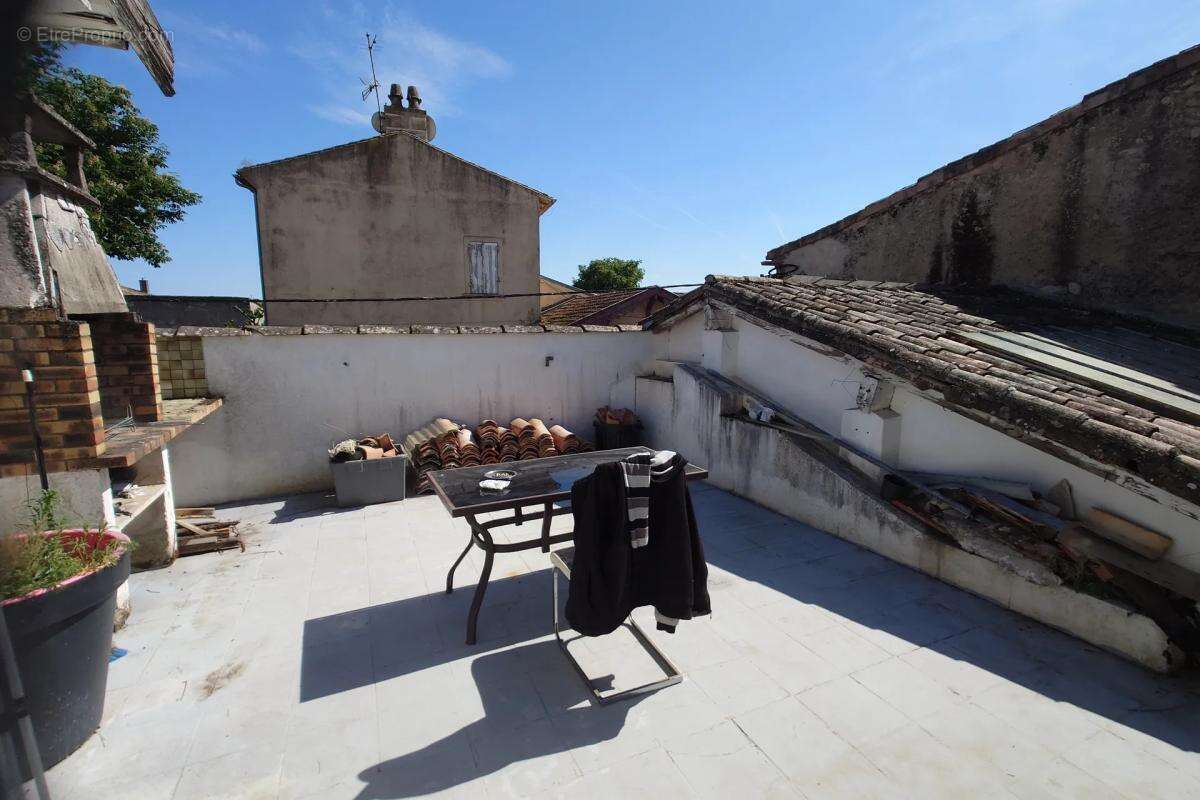 Maison à SAINT-ESTEPHE