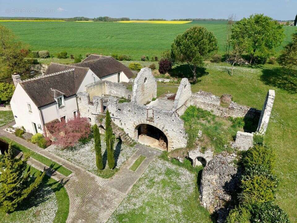 Maison à LONGUEVILLE