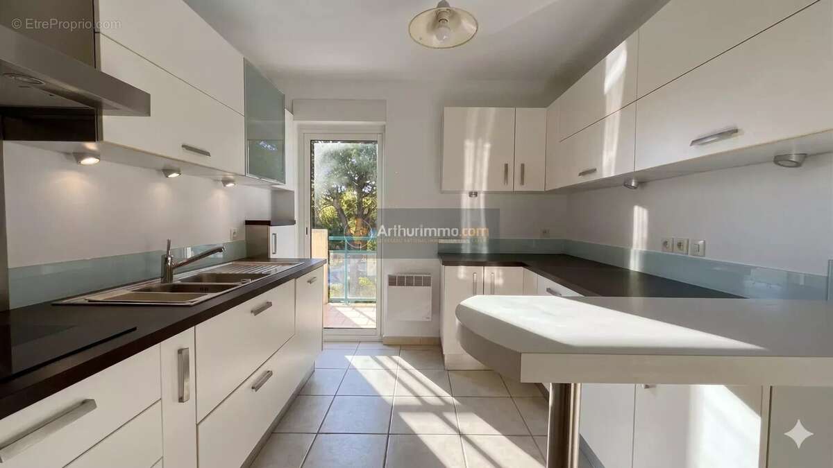 Appartement à SAINT-RAPHAEL