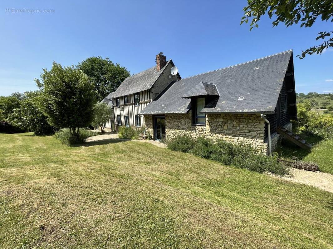 Maison à CAMBREMER