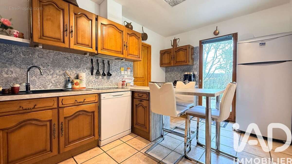Maison 75 m² à Hurigny  - photo 6